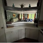 Domaine Heyen - Lakefront With Spacious Garden 펜션 와이메스