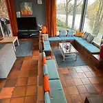 Domaine Heyen - Lakefront With Spacious Garden *