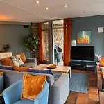 Domaine Heyen - Lakefront With Spacious Garden Vakantiehuis *